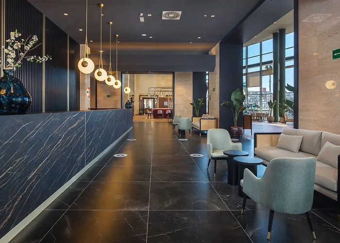 瓦伦西亚美利亚酒店 4*